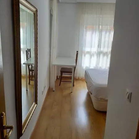 Apartment Piso En Zona Universitaria-teatinos. Malaga