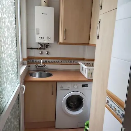 Apartment Piso En Zona Universitaria-teatinos. *